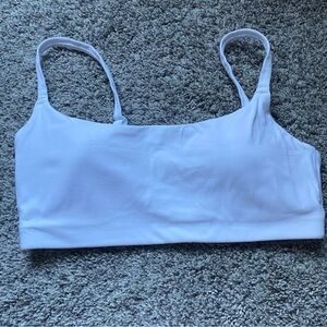 Vitality Cloud II Scoop Bra. Color is called Snow.